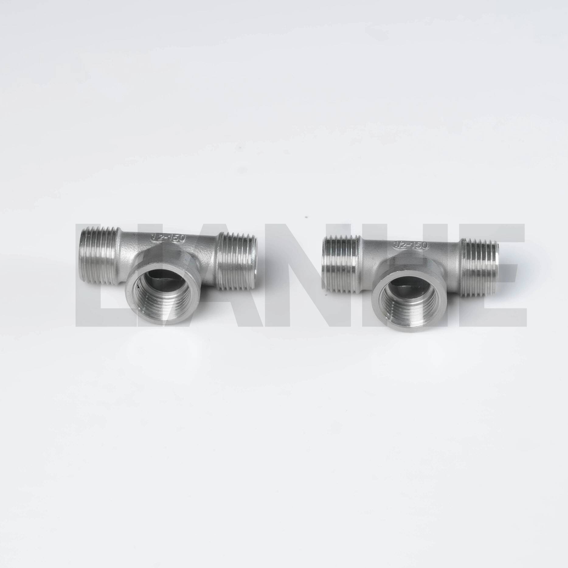 Tee in acciaio inossidabile con filettatura M/F/M classe 150